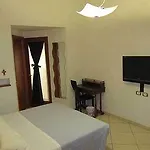 Ottaviano Augusto Oda ve Kahvaltı 2*
