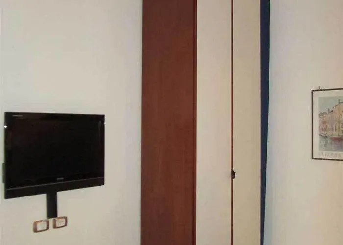 Ottaviano Augusto Bed & Breakfast